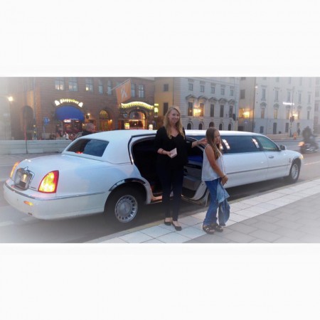 Boka limousine för middag i stan en vanlig fredag kväll?